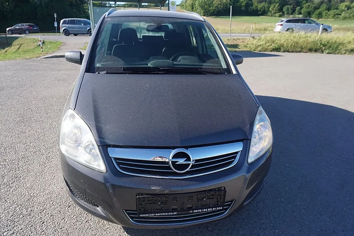 Opel Zafira 2009 photo 3