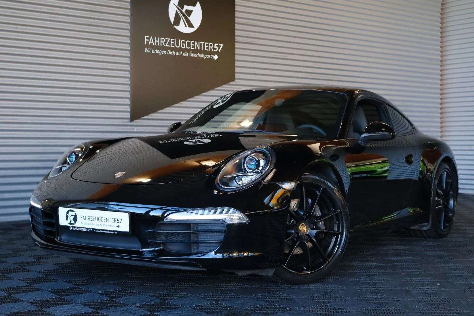 Porsche 911 Carrera
