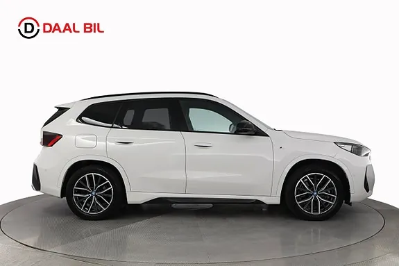 BMW Ix1 2023 photo 5