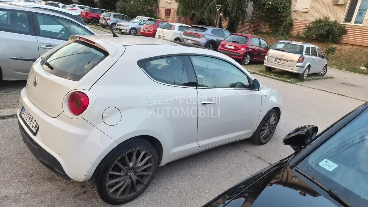 Alfa Romeo Mito 2010 photo 4