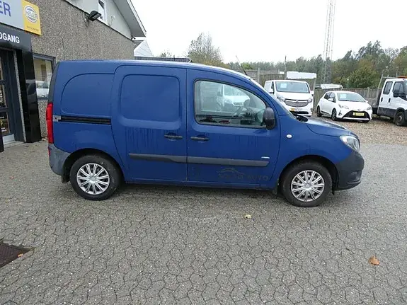 Mercedes-Benz Citan 109 2013 photo 2