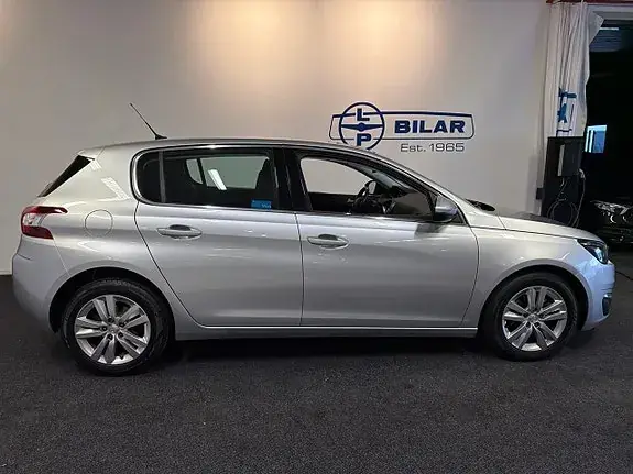Peugeot 308 2016 photo 2
