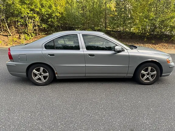 Volvo S60 2008 photo 4