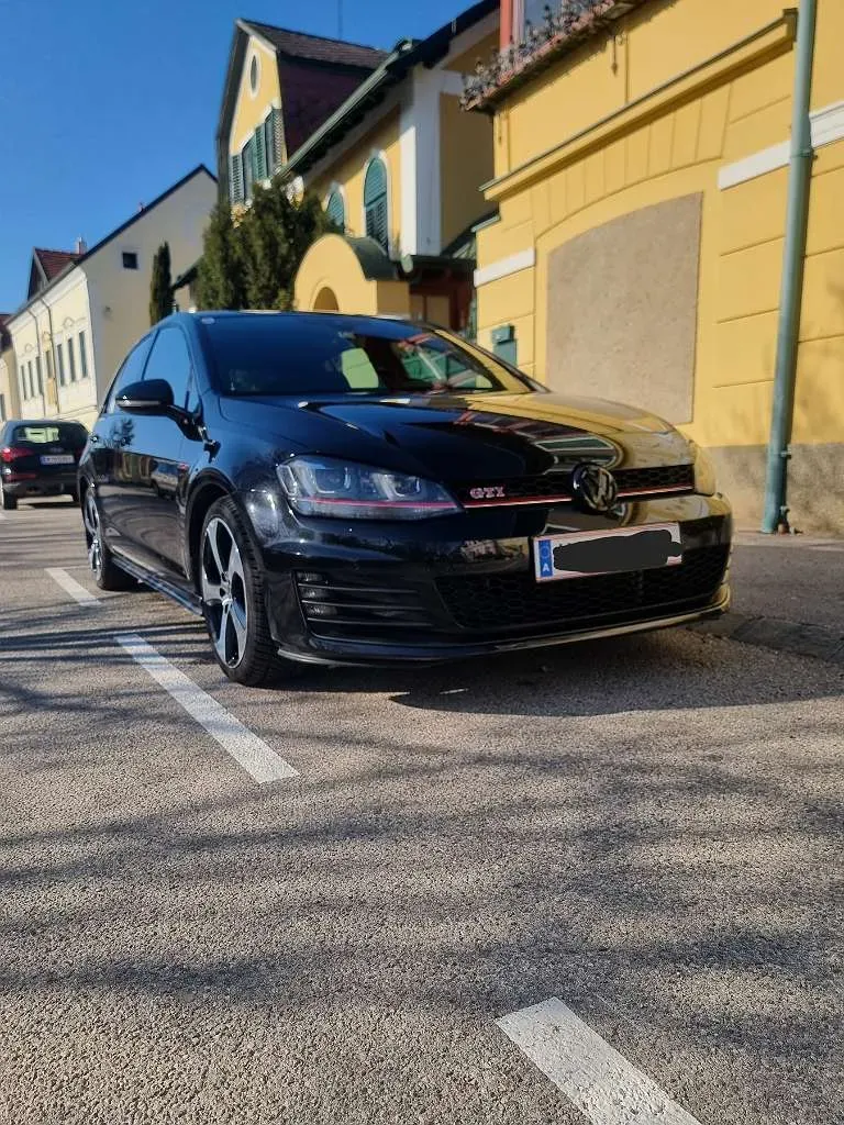 Volkswagen Golf 2017 photo 3