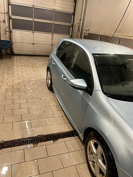 Volkswagen Golf 2011 photo 3