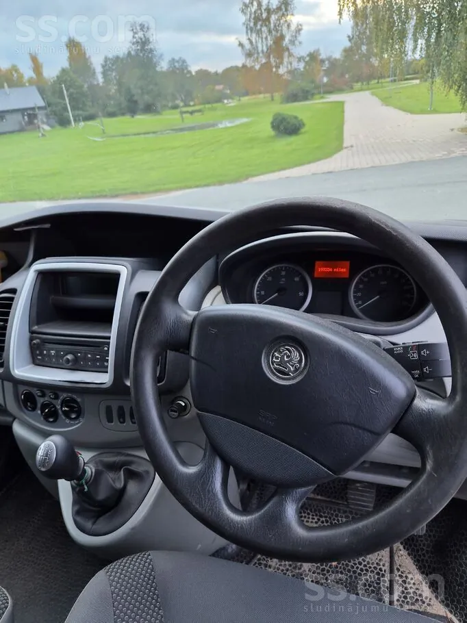 Opel Vivaro 2014 photo 4