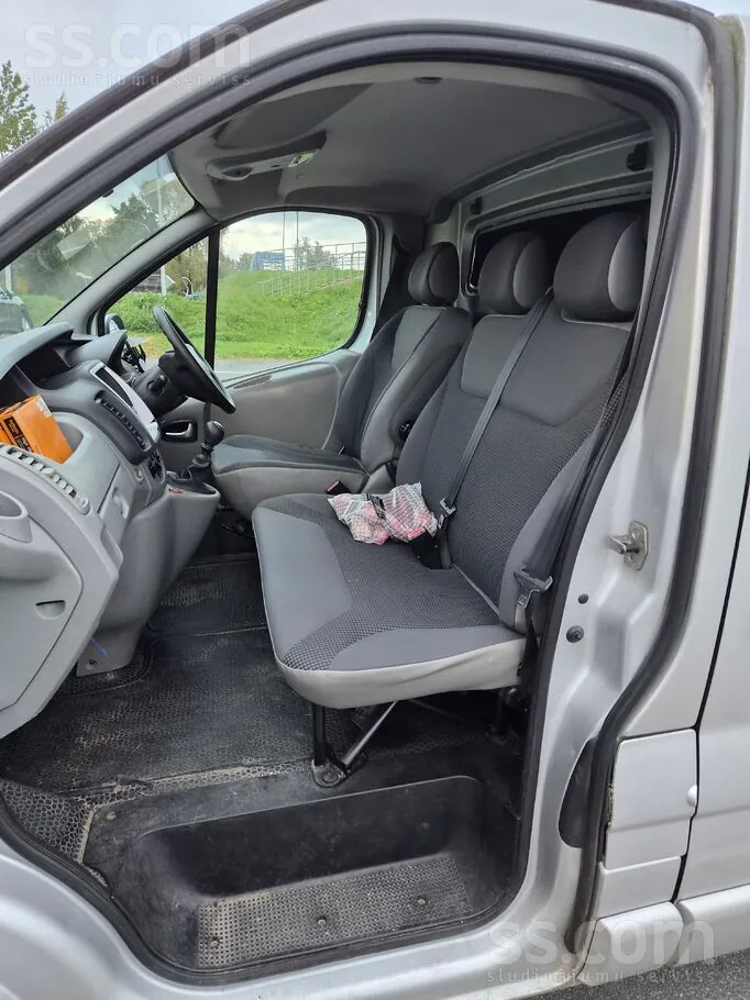 Opel Vivaro 2014 photo 5