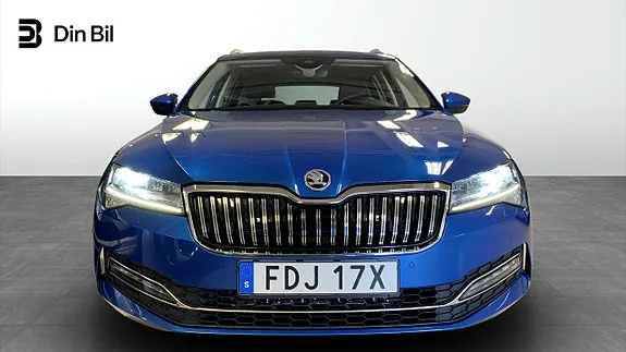 Skoda Superb 2022 photo 4