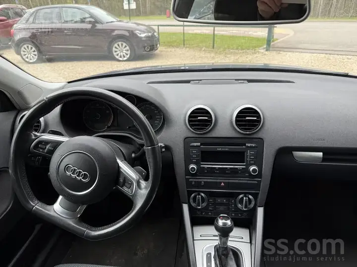 Audi A3 2011 photo 4