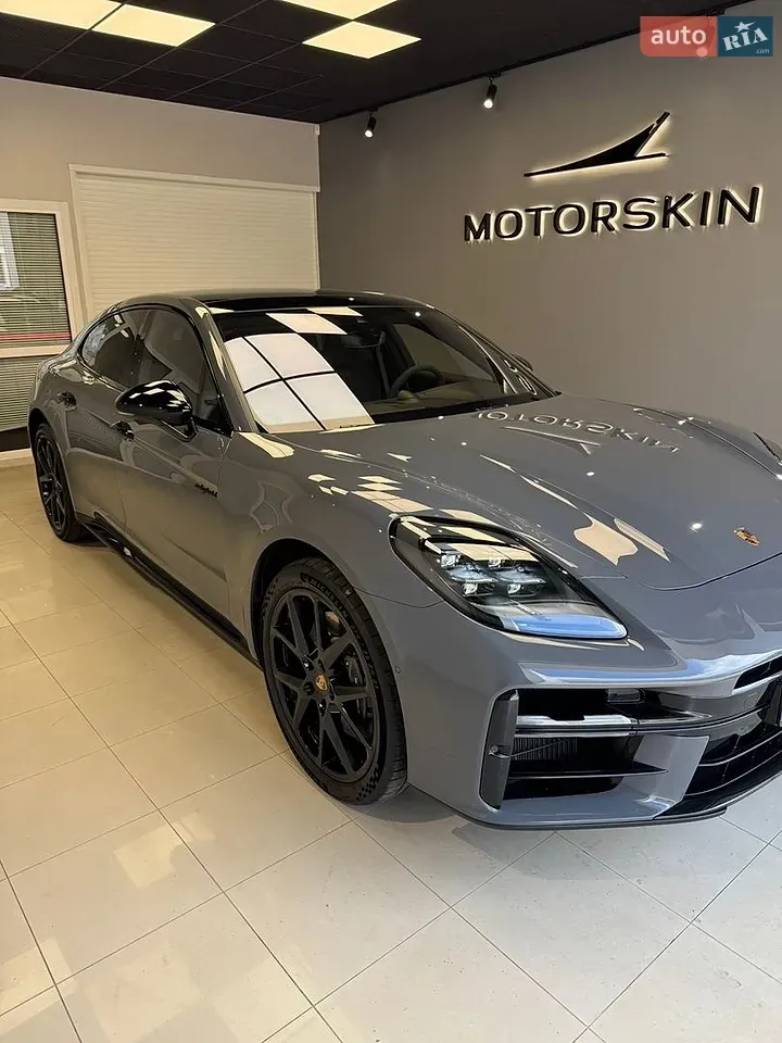 Porsche Panamera
