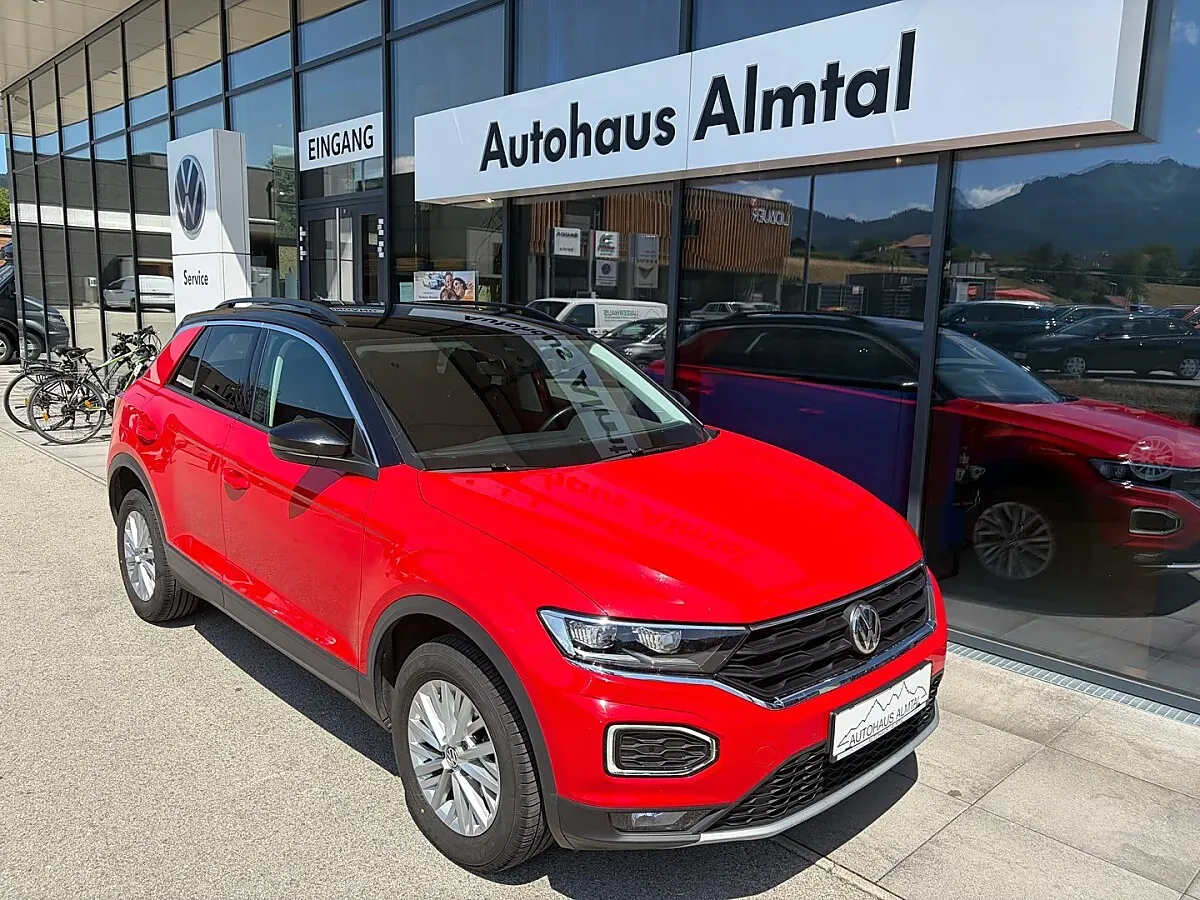 Volkswagen T-Roc 2019 photo 2