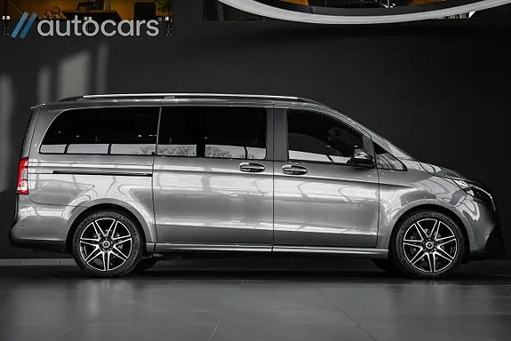Mercedes-Benz V220