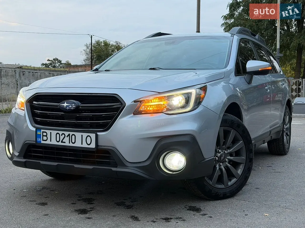 Subaru Outback 2019 photo 2