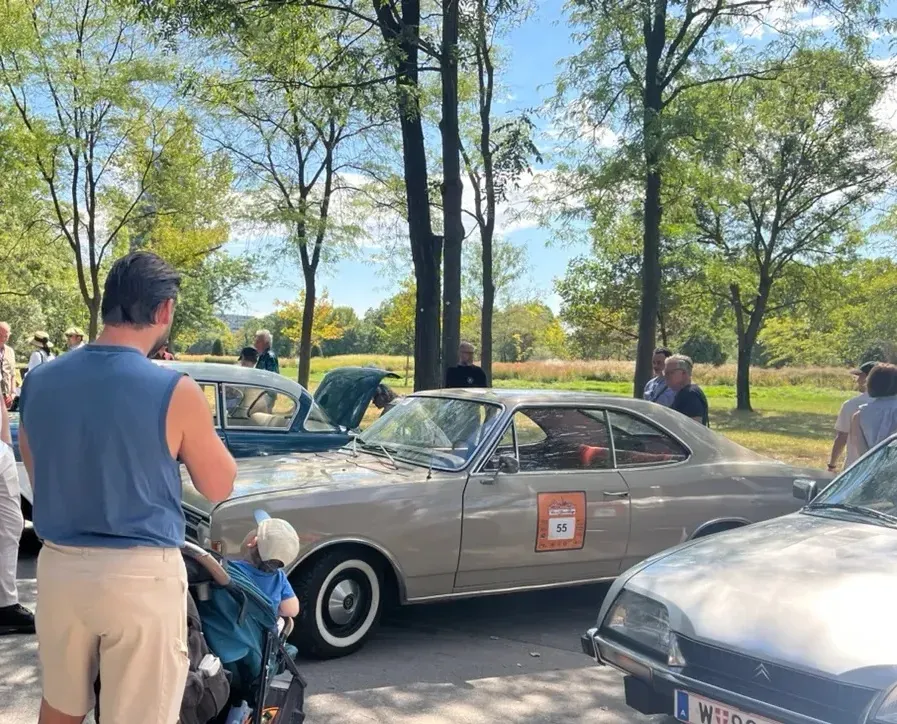 Opel Rekord 1966 photo 2