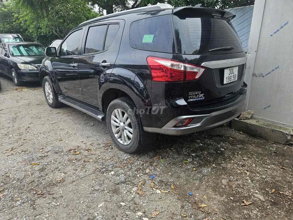 Isuzu Mu-X 2019 photo 4