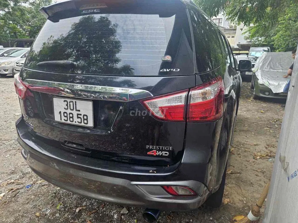 Isuzu Mu-X 2019 photo 3
