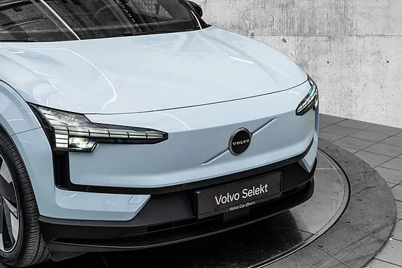 Volvo Ex30 2025 photo 2