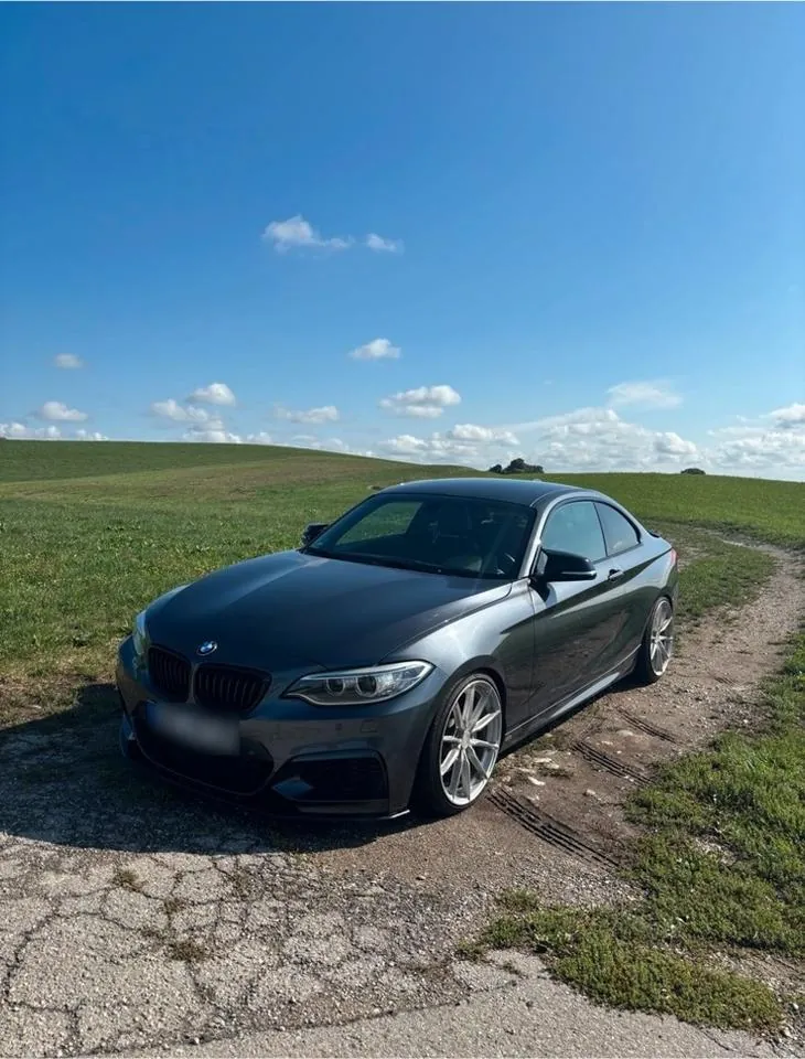 BMW M235I