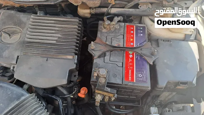 Mazda 2 2011 photo 2