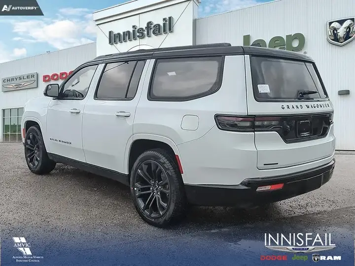 Jeep Grand Wagoneer 2023 photo 5