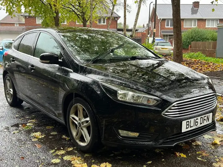 Ford Focus 2016 photo 2