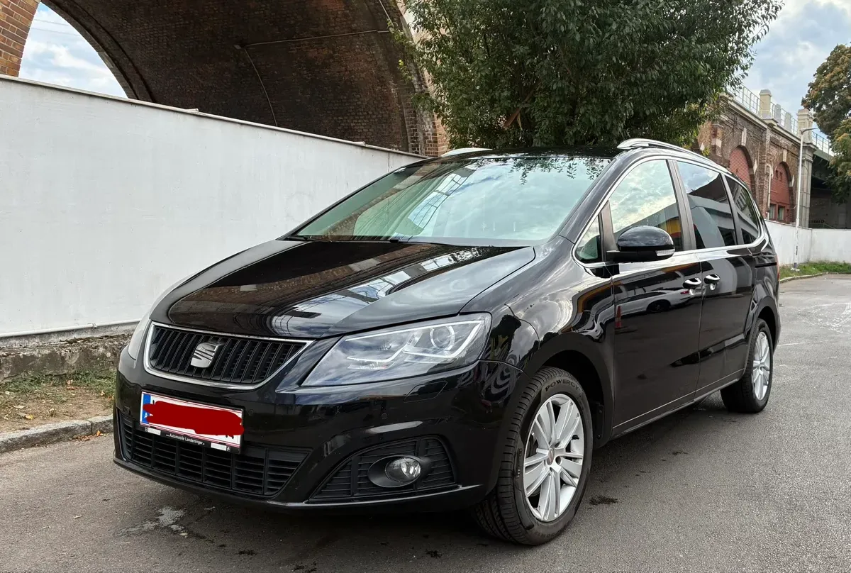 Seat Alhambra 2013 photo 2