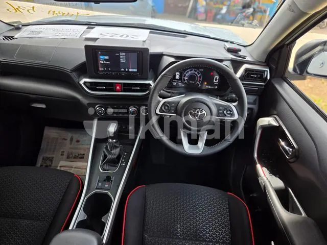 Toyota Raize 2025 photo 3