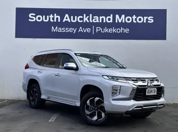 Mitsubishi Pajero Sport 2024 photo 4