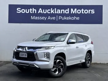 Mitsubishi Pajero Sport 2024 photo 2