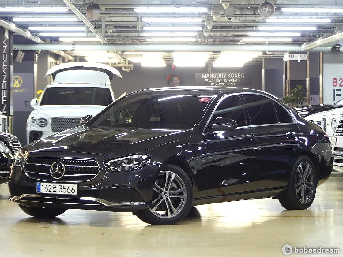 Mercedes-Benz E250 2023 photo 2