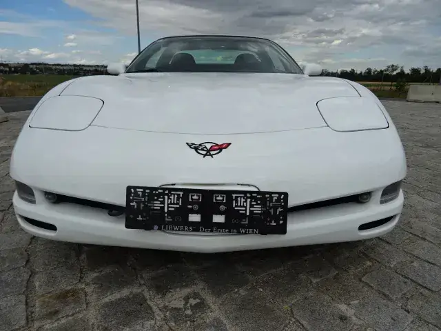 Chevrolet Corvette 1998 photo 3