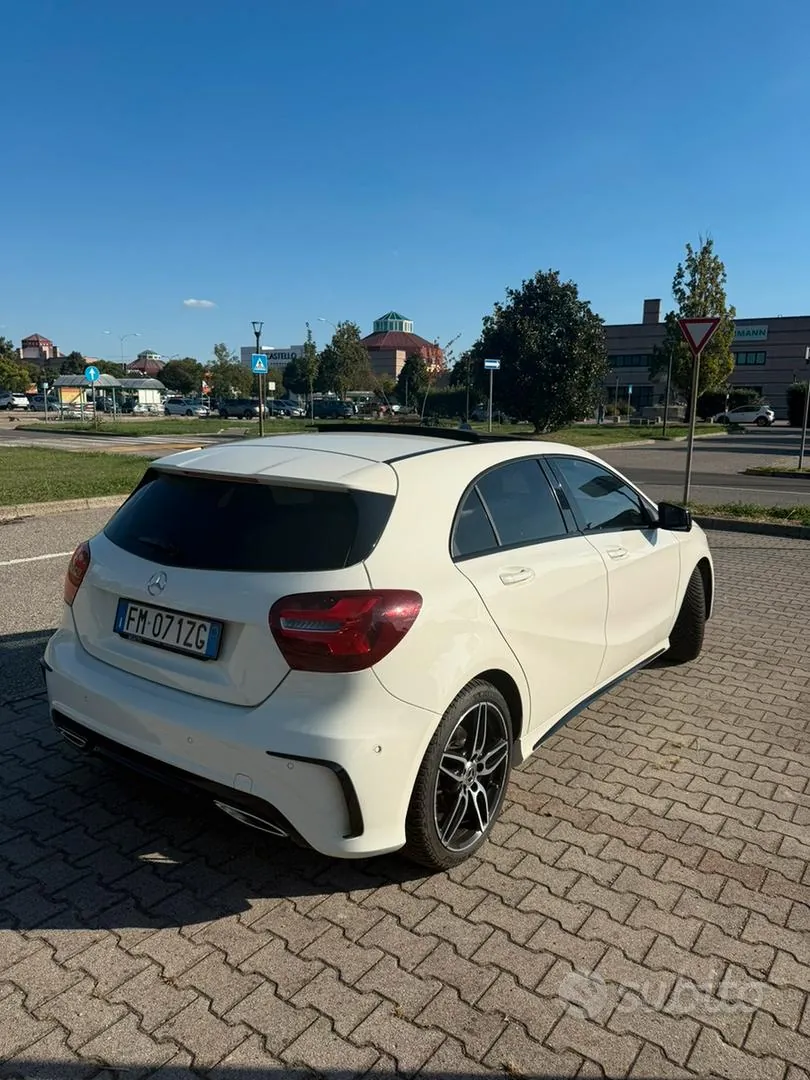 Mercedes-Benz A-Class 2017 photo 3