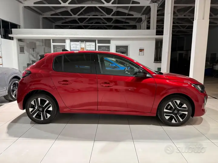 Peugeot 208 2025 photo 5