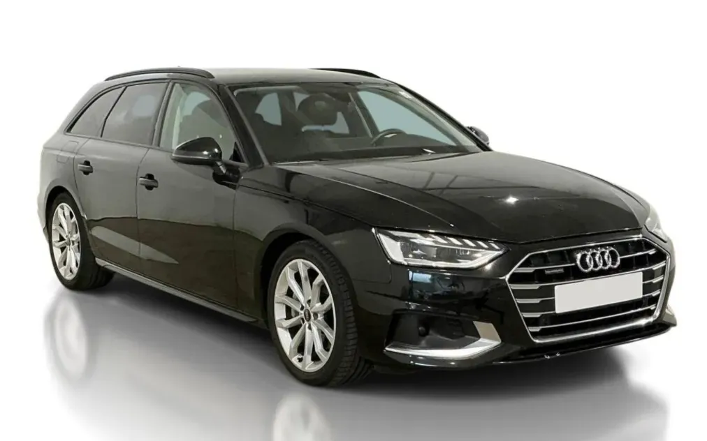 Audi A4 2023 photo 2