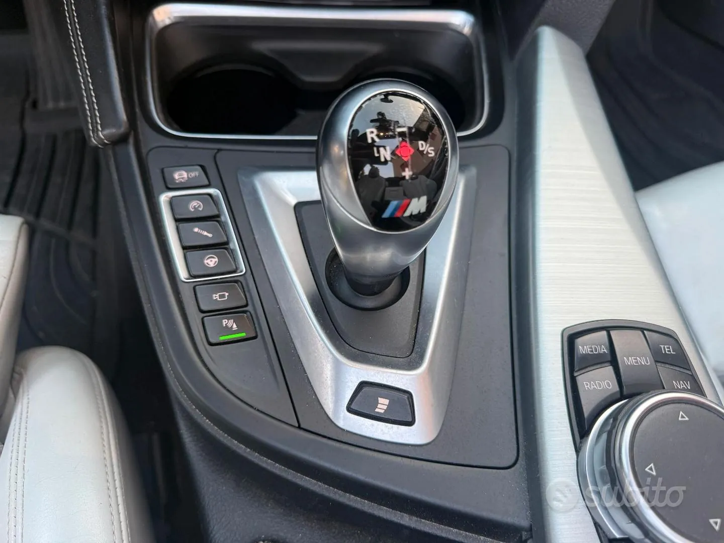 BMW M4 2016 photo 4