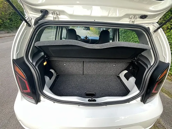 Volkswagen Up 2018 photo 5