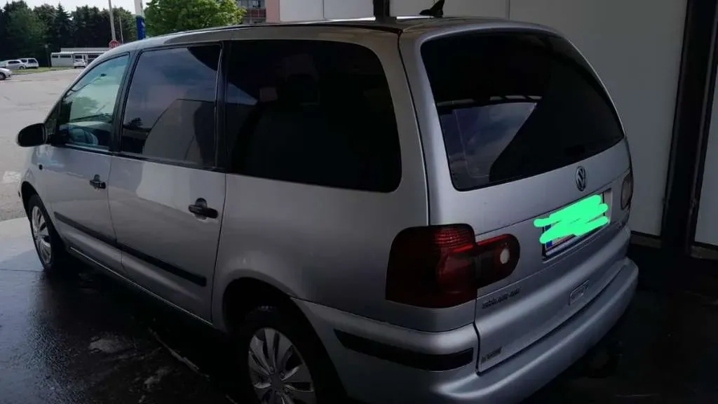 Volkswagen Sharan 2008 photo 3
