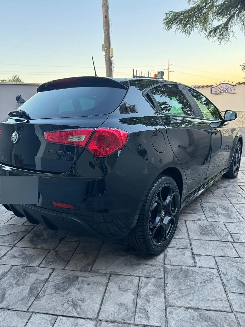Alfa Romeo Giulietta 2019 photo 3