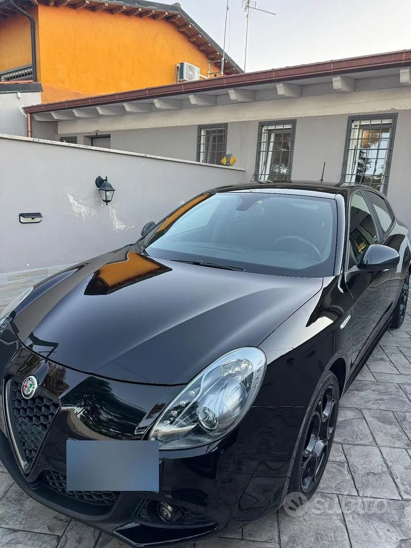 Alfa Romeo Giulietta 2019 photo 2