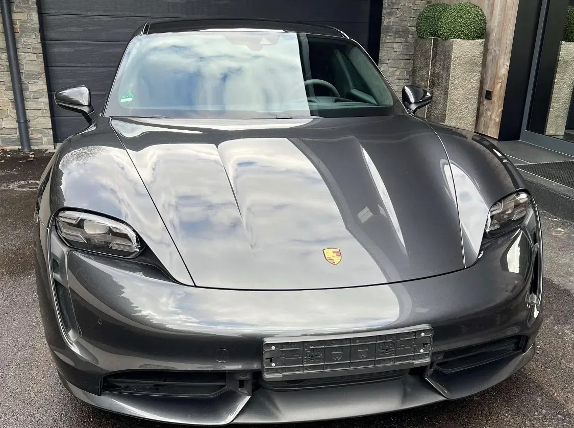 Porsche Taycan 2020 photo 3