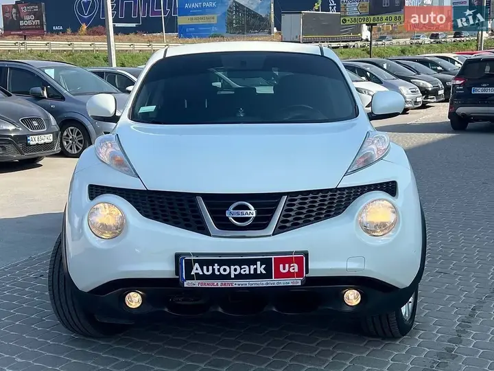 Nissan Juke 2014 photo 2