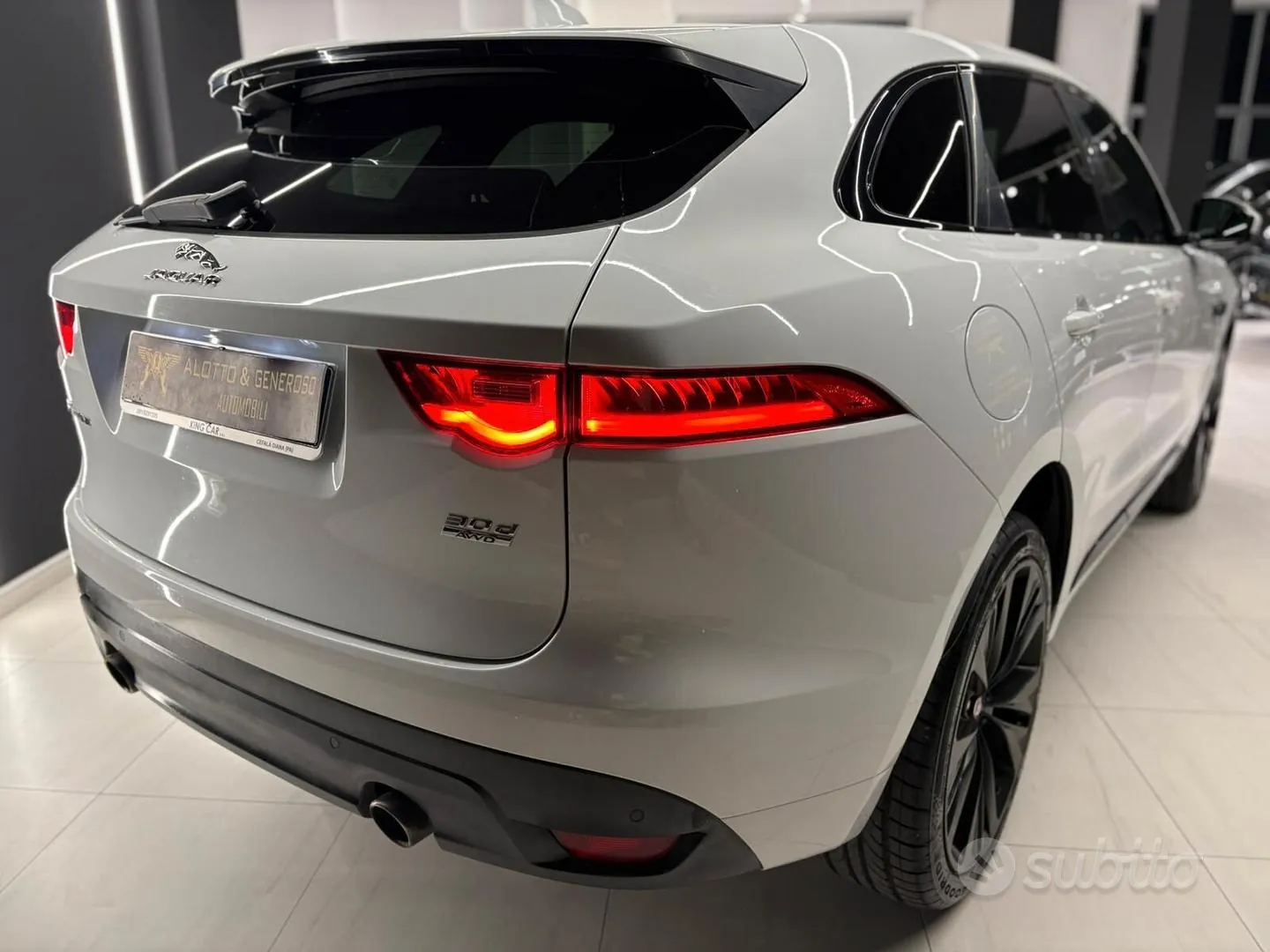 Jaguar F-Pace 2016 photo 5
