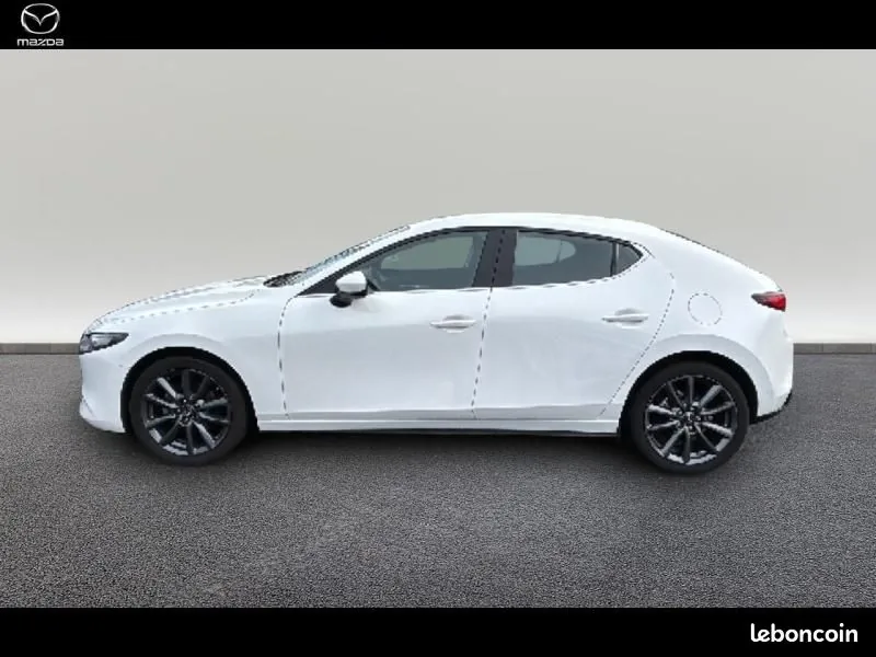 Mazda 3 2022 photo 4