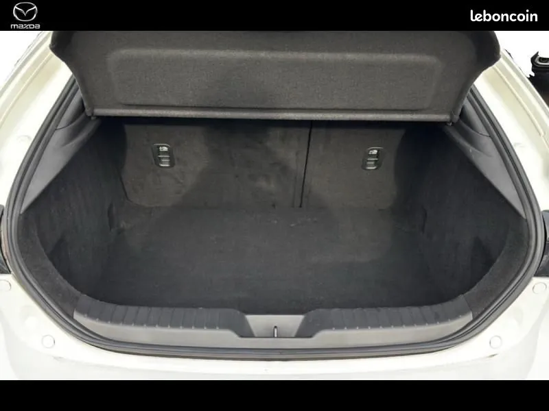Mazda 3 2022 photo 5