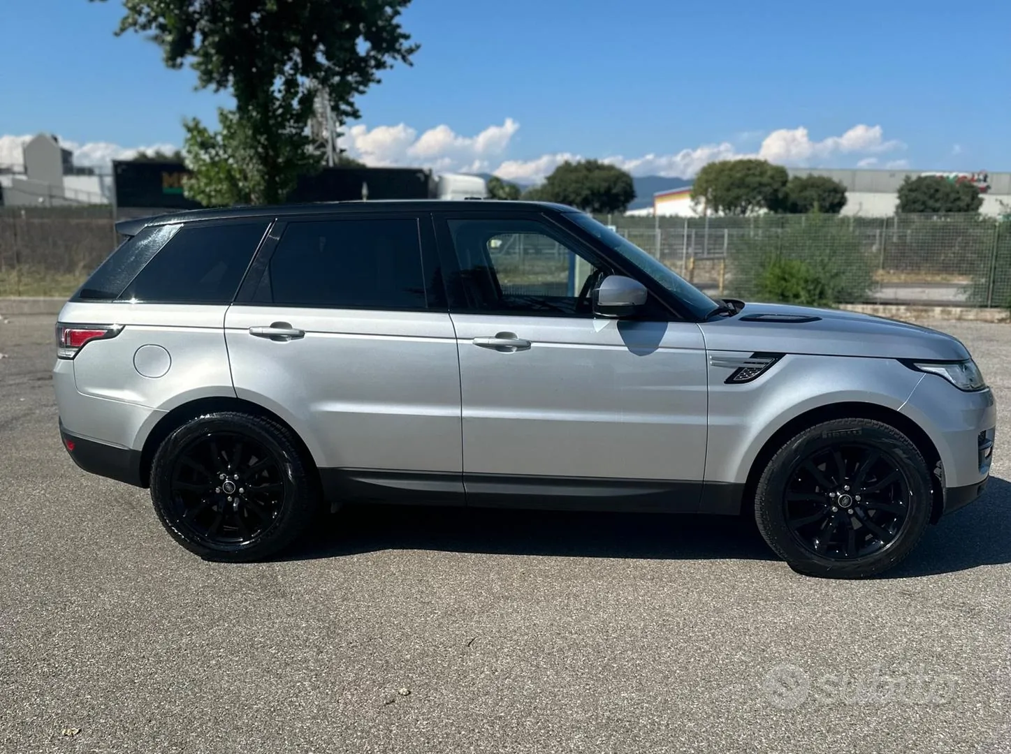 Land Rover Range Rover Sport 2013 photo 4