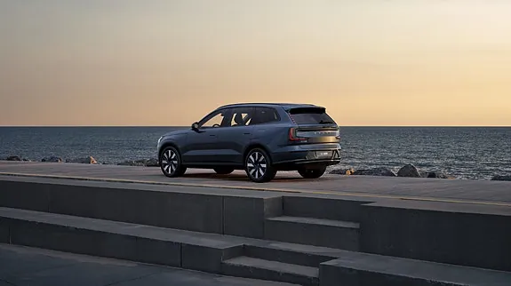 Volvo Ex90