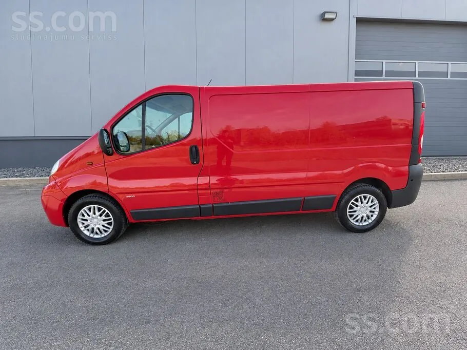Opel Vivaro 2008 photo 5