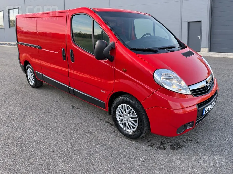 Opel Vivaro 2008 photo 2