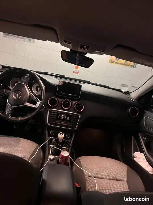 Mercedes-Benz A-Class 2014 photo 3