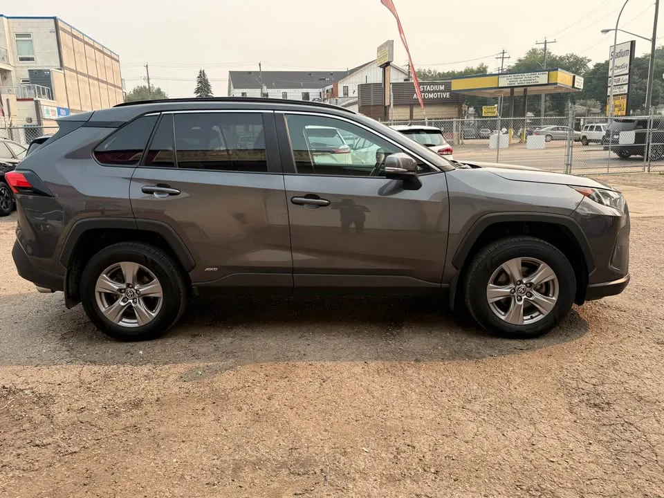 Toyota Rav4 2022 photo 2